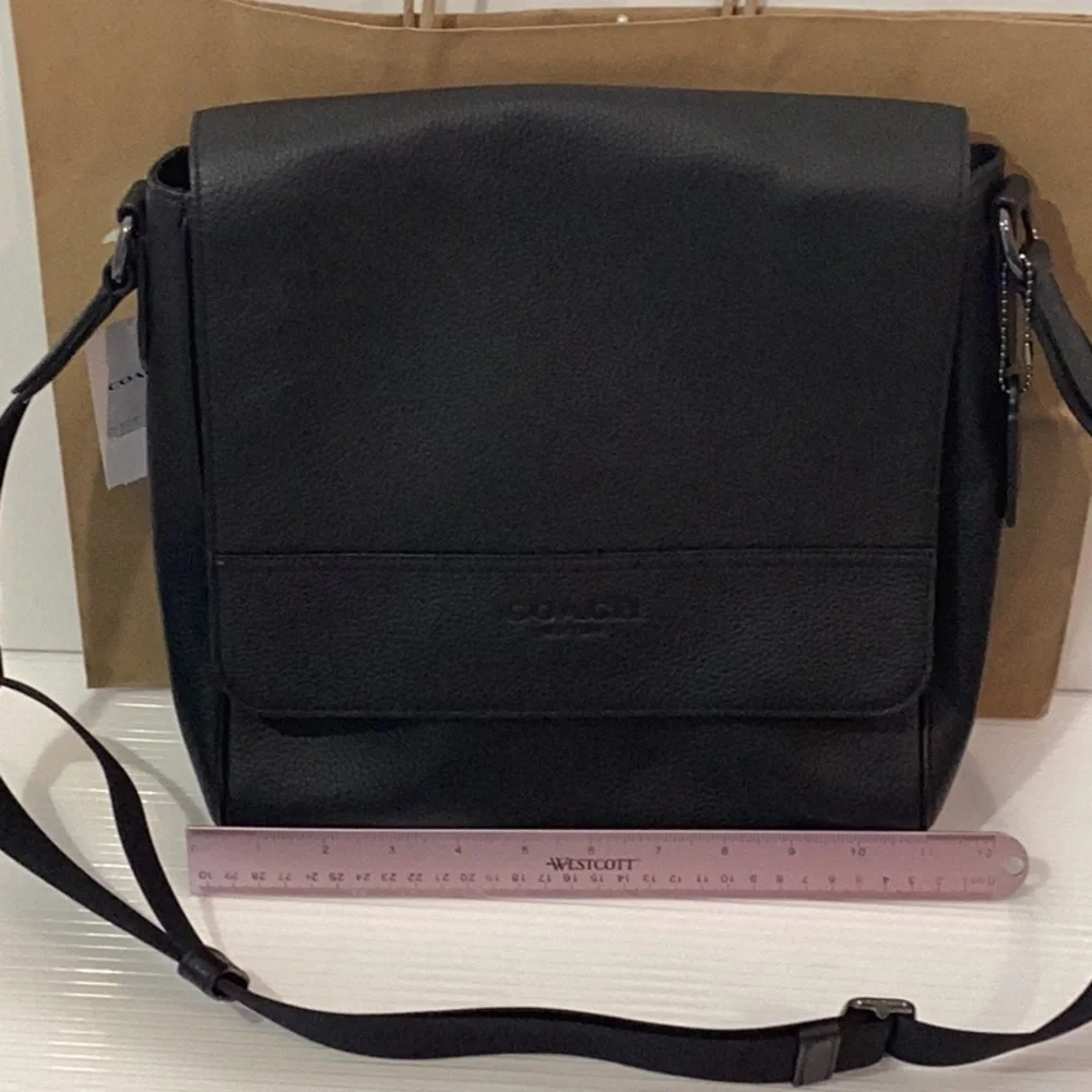 Coach Logo - embossed Men’s Leather Messenger Flap Crossbody Black